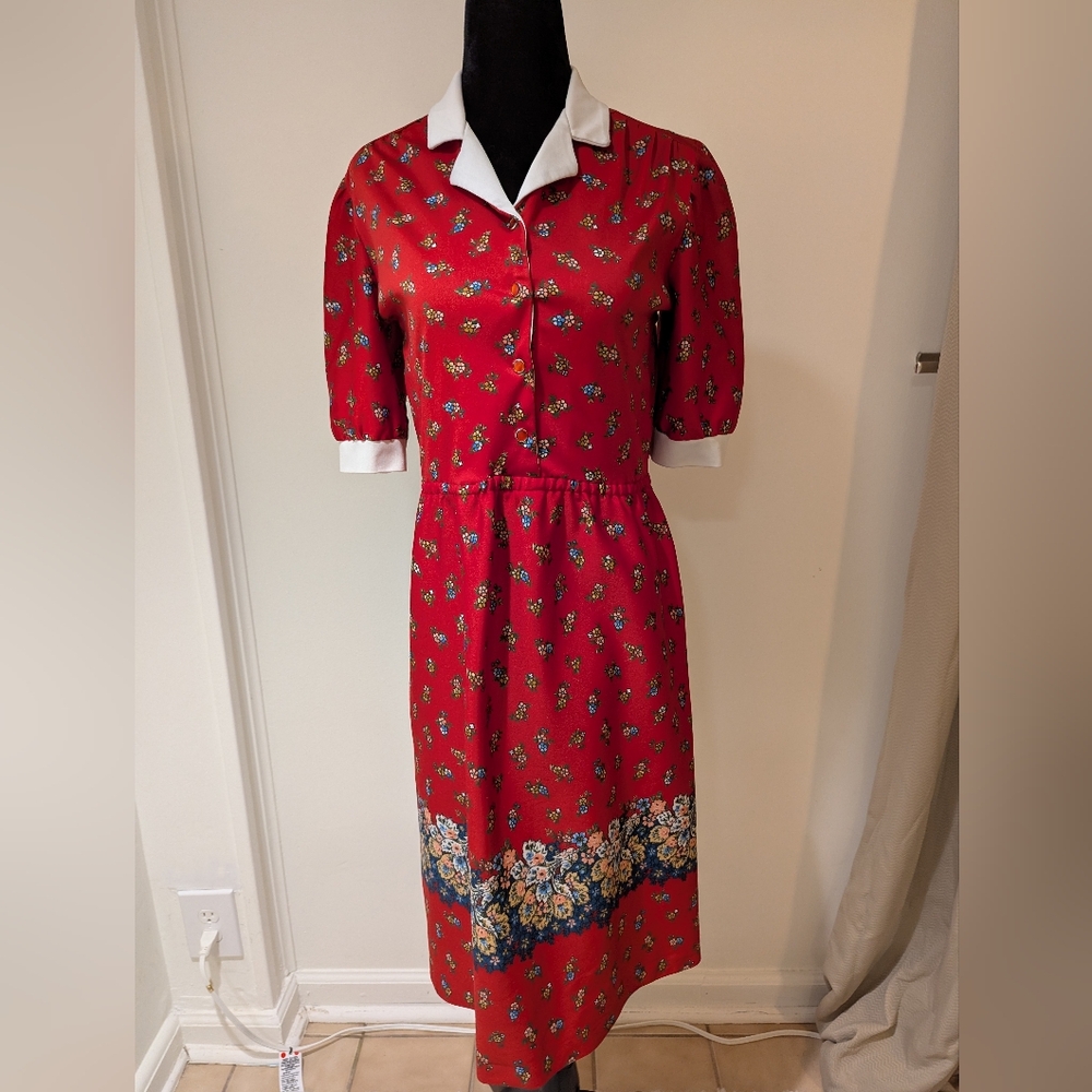 Vintage 1970s Handmade Red Floral Snap Top Dress Elastic Short Sleeve Medium